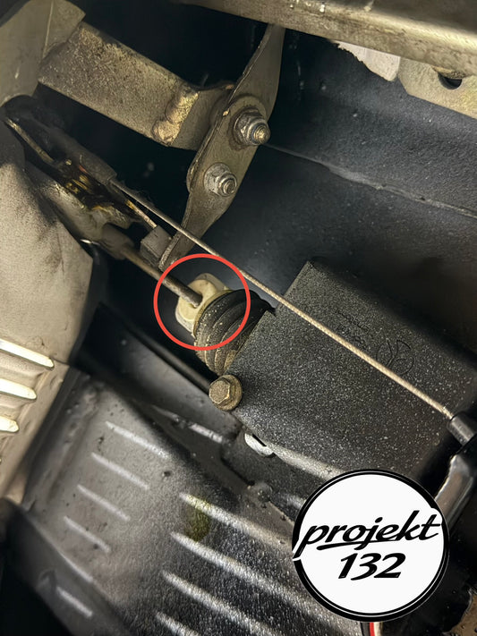Lamborghini Diablo Door Lock Actuator Retainer Clip