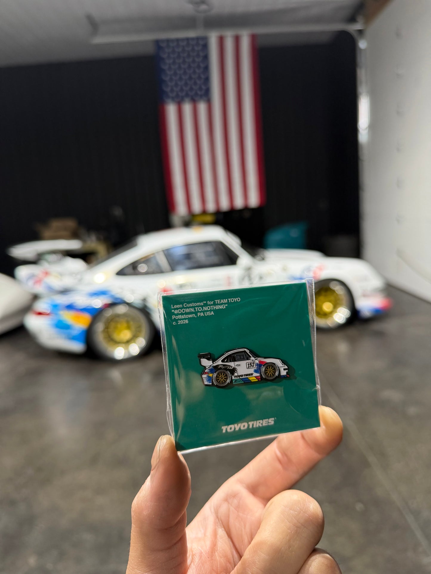 PROJEKT 132 - 911 RACECAR LEEN PIN - LIMITED
